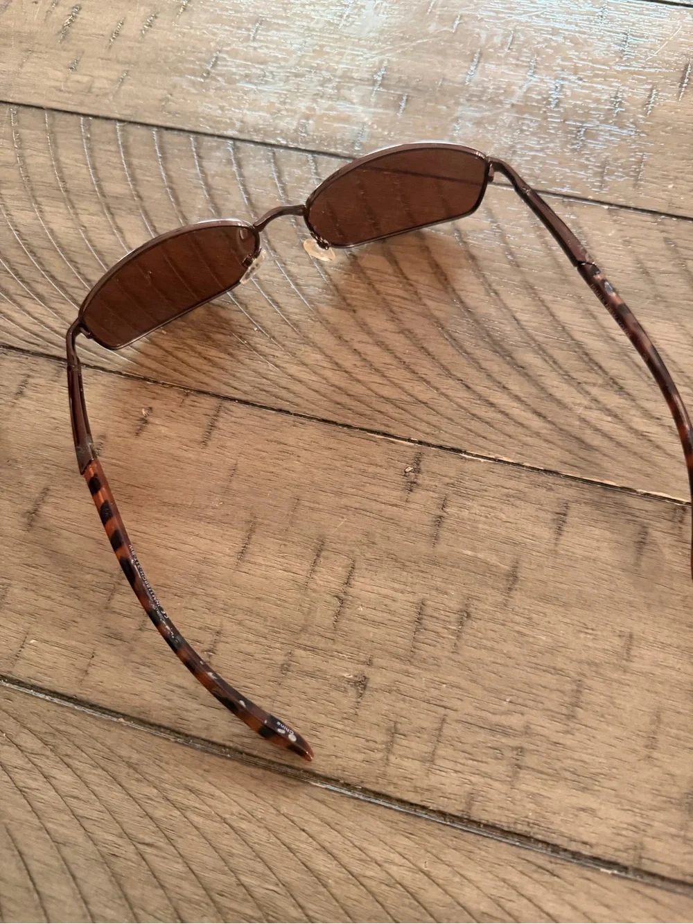 Vintage Jones new york oval sunglasses tortoise JNM1188CH 90s Y2k wire frame